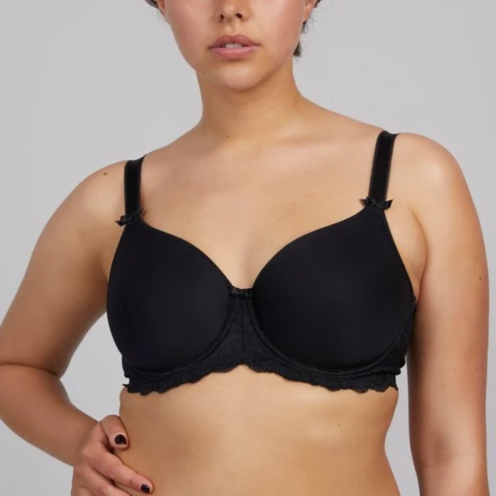 Change lingerie Lissi black t-shirt bra new with tags!